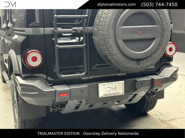 Used 2024 INEOS Grenadier Station Wagon AWD/4WD image 15