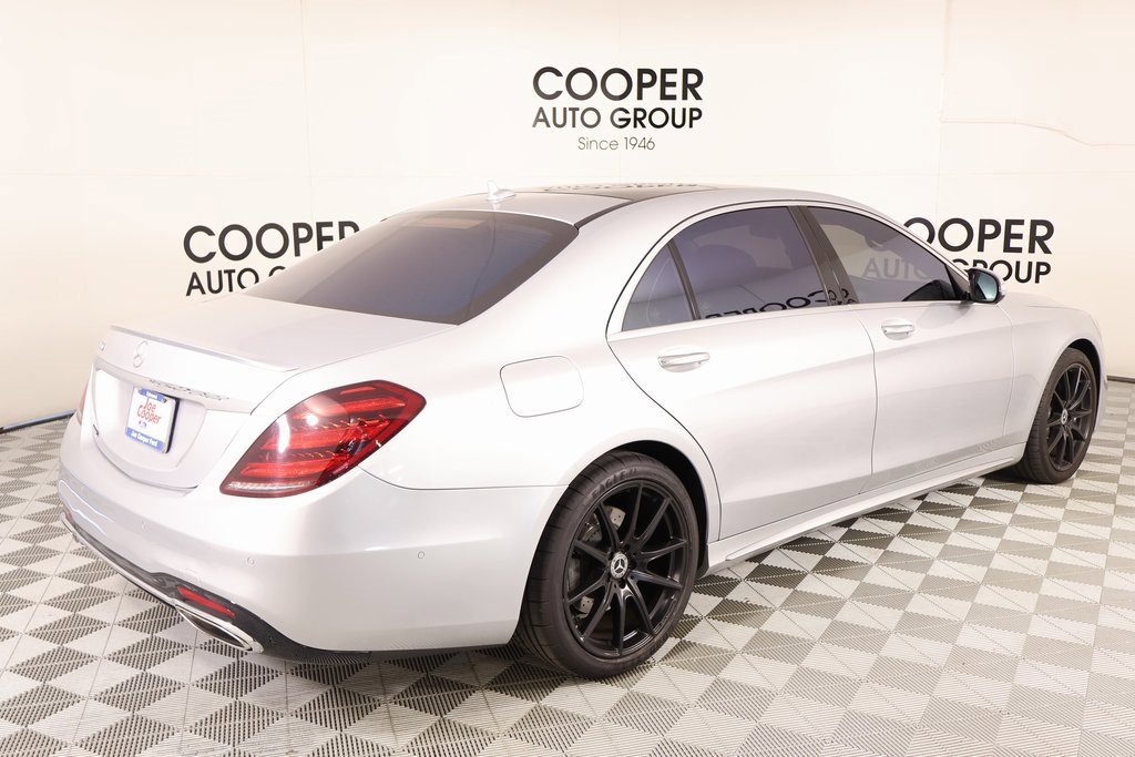 Used 2019 Mercedes-Benz S 560 Sedan image 21
