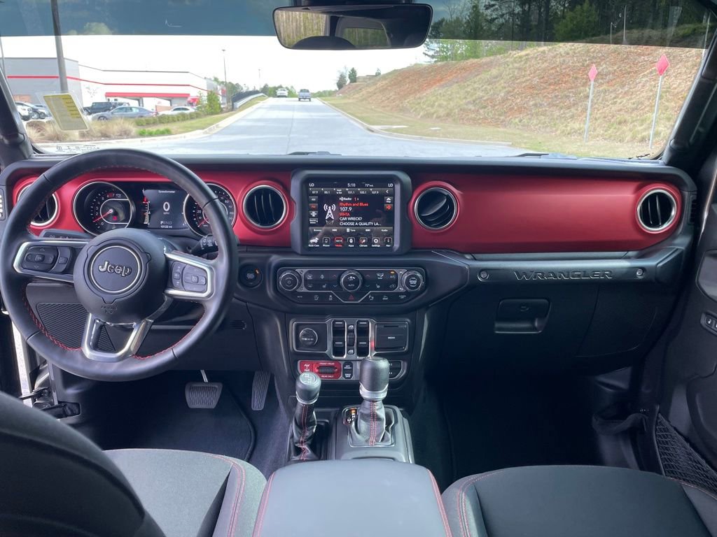 Used 2022 Jeep Wrangler Unlimited Rubicon w/ Dual Top Group image 19