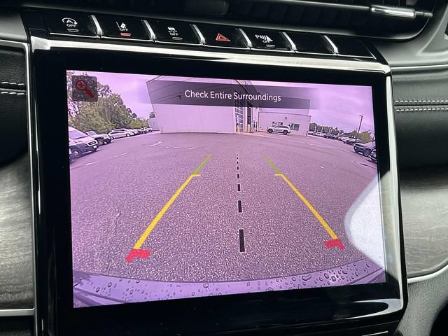 Used 2025 Jeep Grand Cherokee Limited AWD/4WD image 30