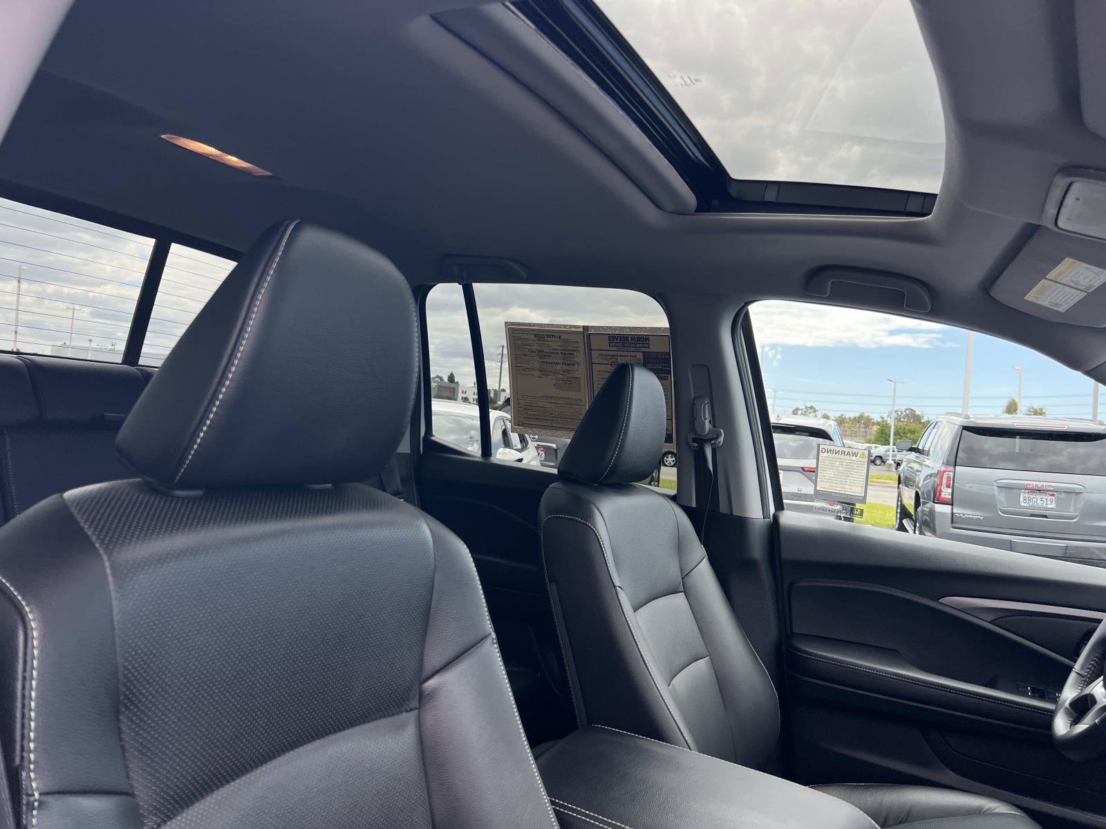 Used 2025 Honda Ridgeline RTL image 32