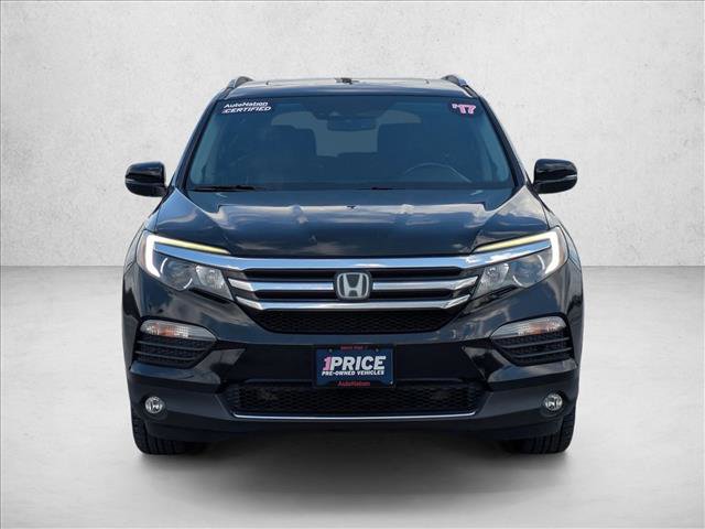 Used 2017 Honda Pilot Elite image 2
