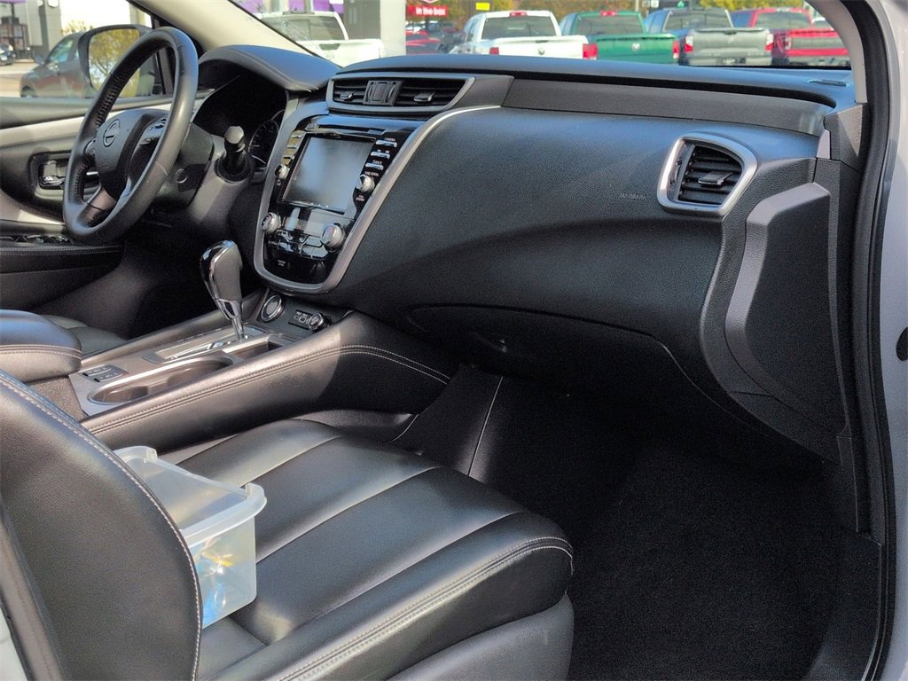 Used 2024 Nissan Murano SV w/ SV Midnight Edition Package image 20