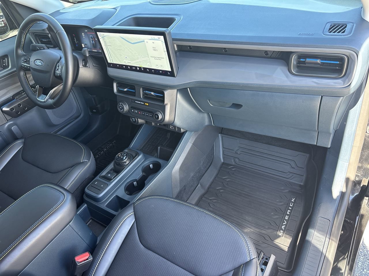 Used 2025 Ford Maverick Lobo image 12