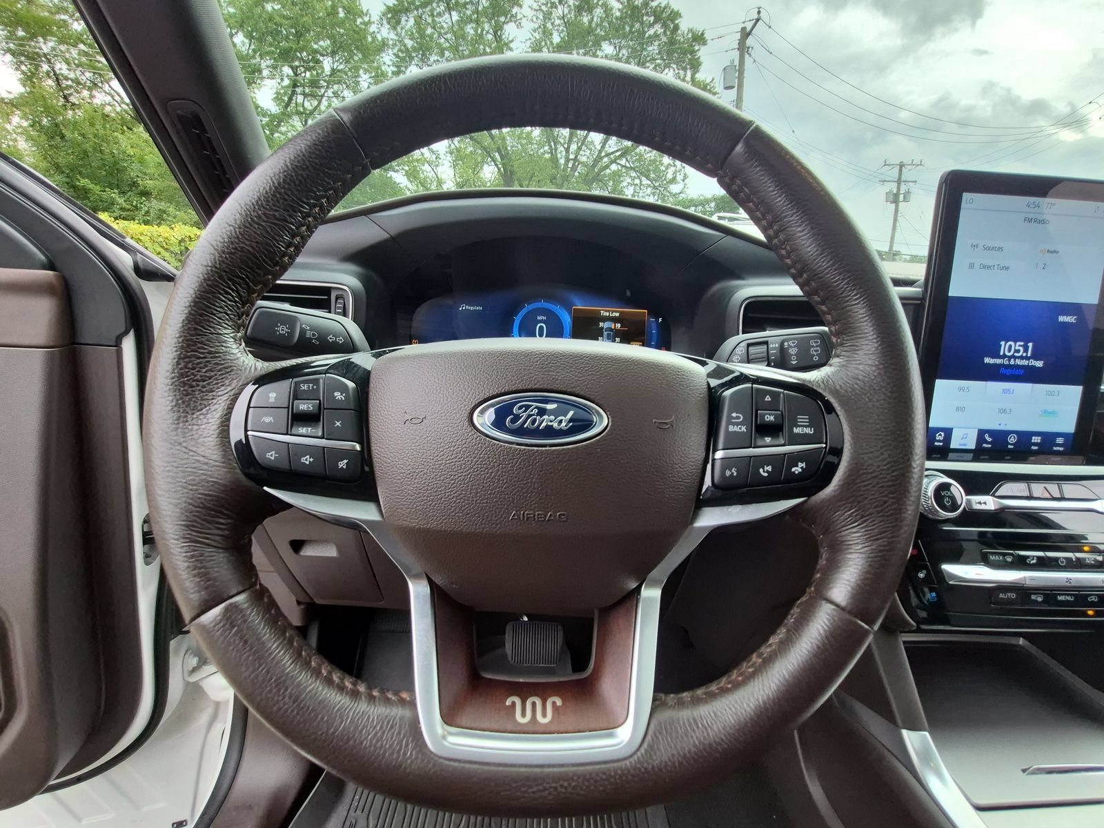 Used 2024 Ford Explorer King Ranch w/ Technology Package AWD/4WD image 22