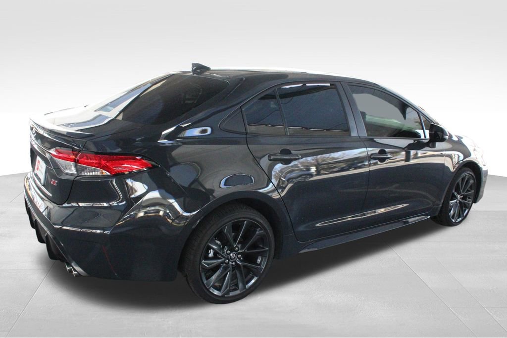 Certified 2026 Toyota Corolla SE w/ SE Package FWD image 16