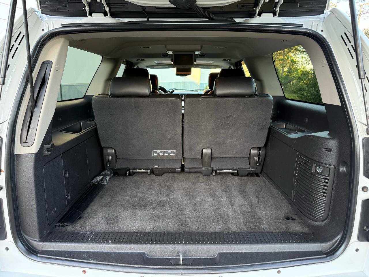 Used 2013 Chevrolet Suburban LTZ AWD/4WD image 19
