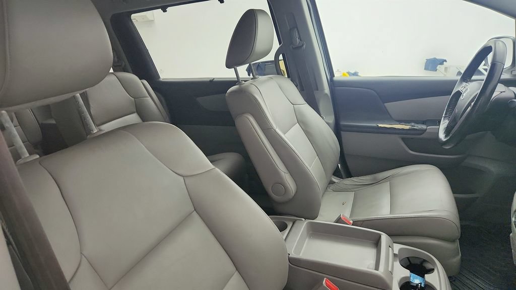 Used 2015 Honda Odyssey EX-L image 19
