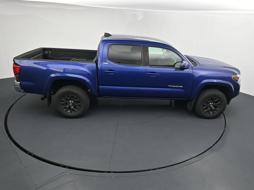Used 2022 Toyota Tacoma SR5 AWD/4WD image 17
