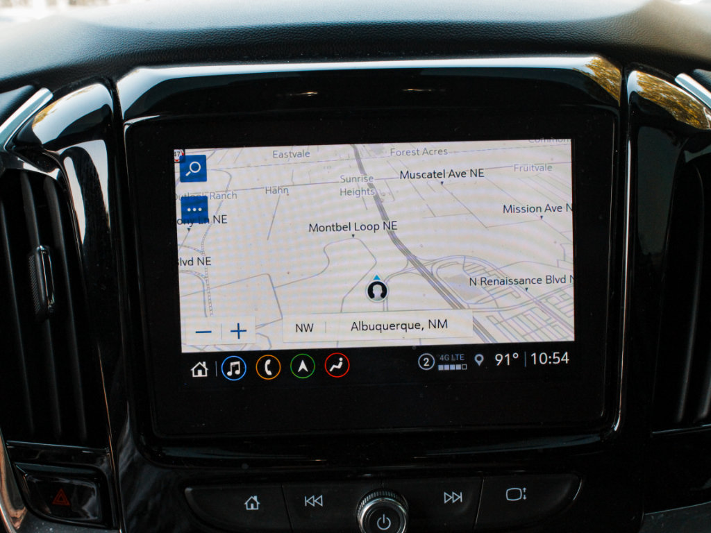 Used 2022 Chevrolet Traverse Premier w/ Redline Edition AWD/4WD image 18