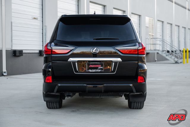 Used 2021 Lexus LX 570 4WD w/ Luxury Package image 15