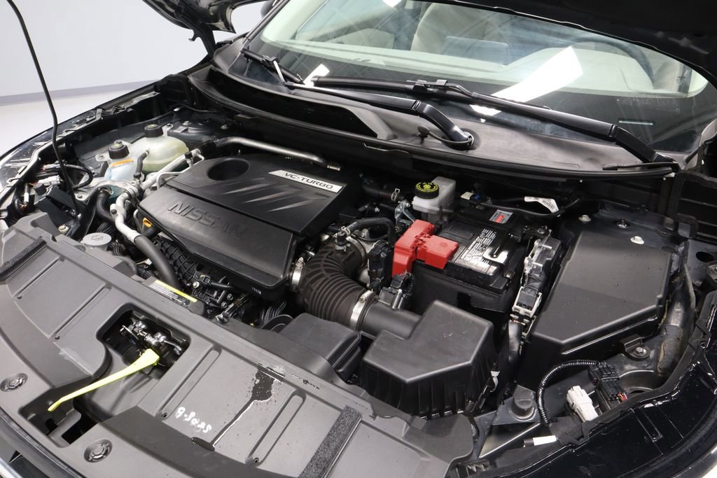 Used 2025 Nissan Rogue SV image 12