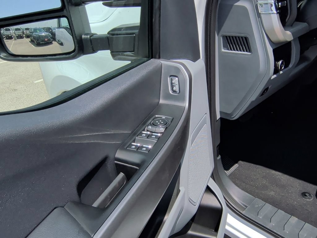 New 2026 Ford F350 XLT AWD/4WD image 11