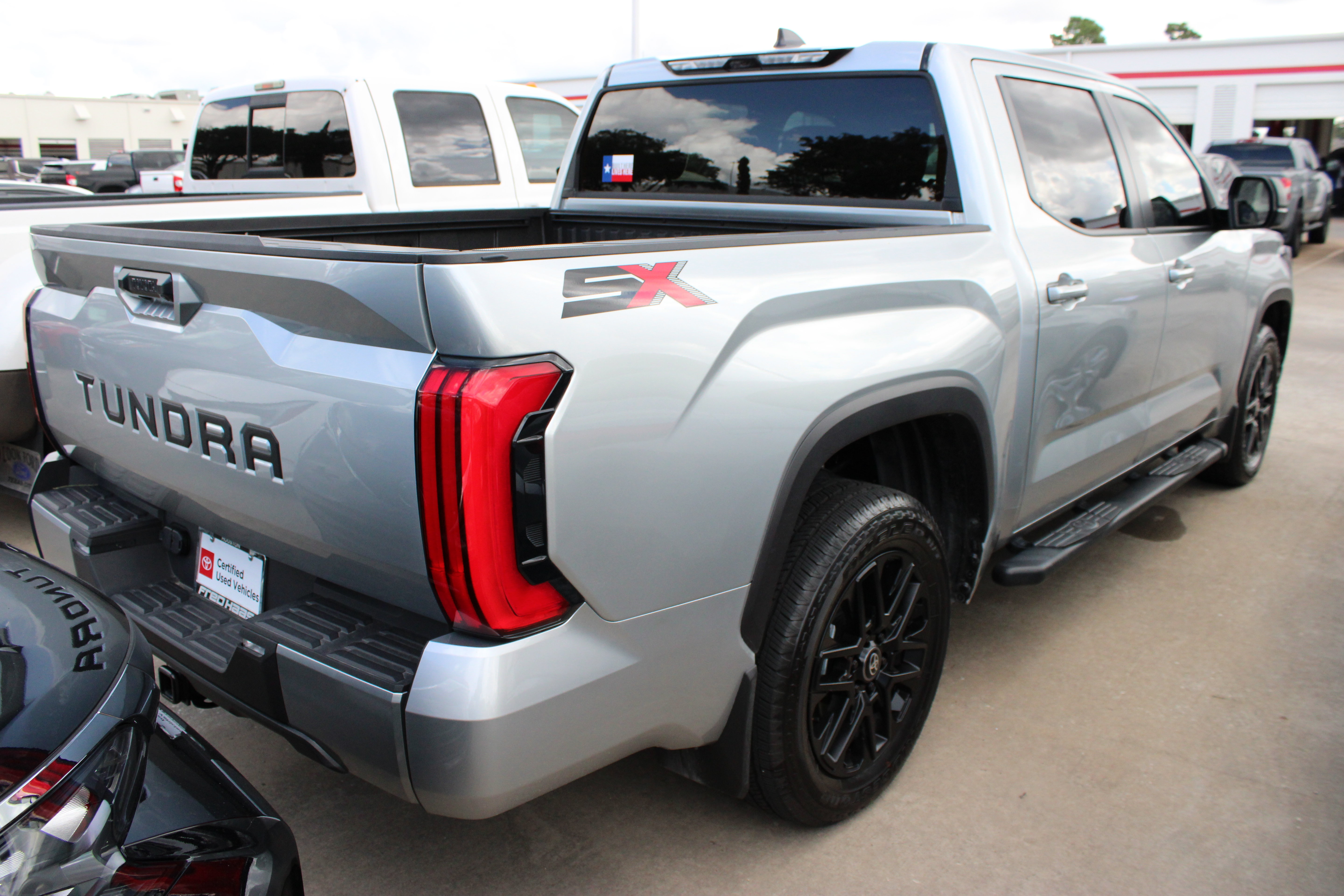 Used 2026 Toyota Tundra SR5 w/ SX Package RWD image 10