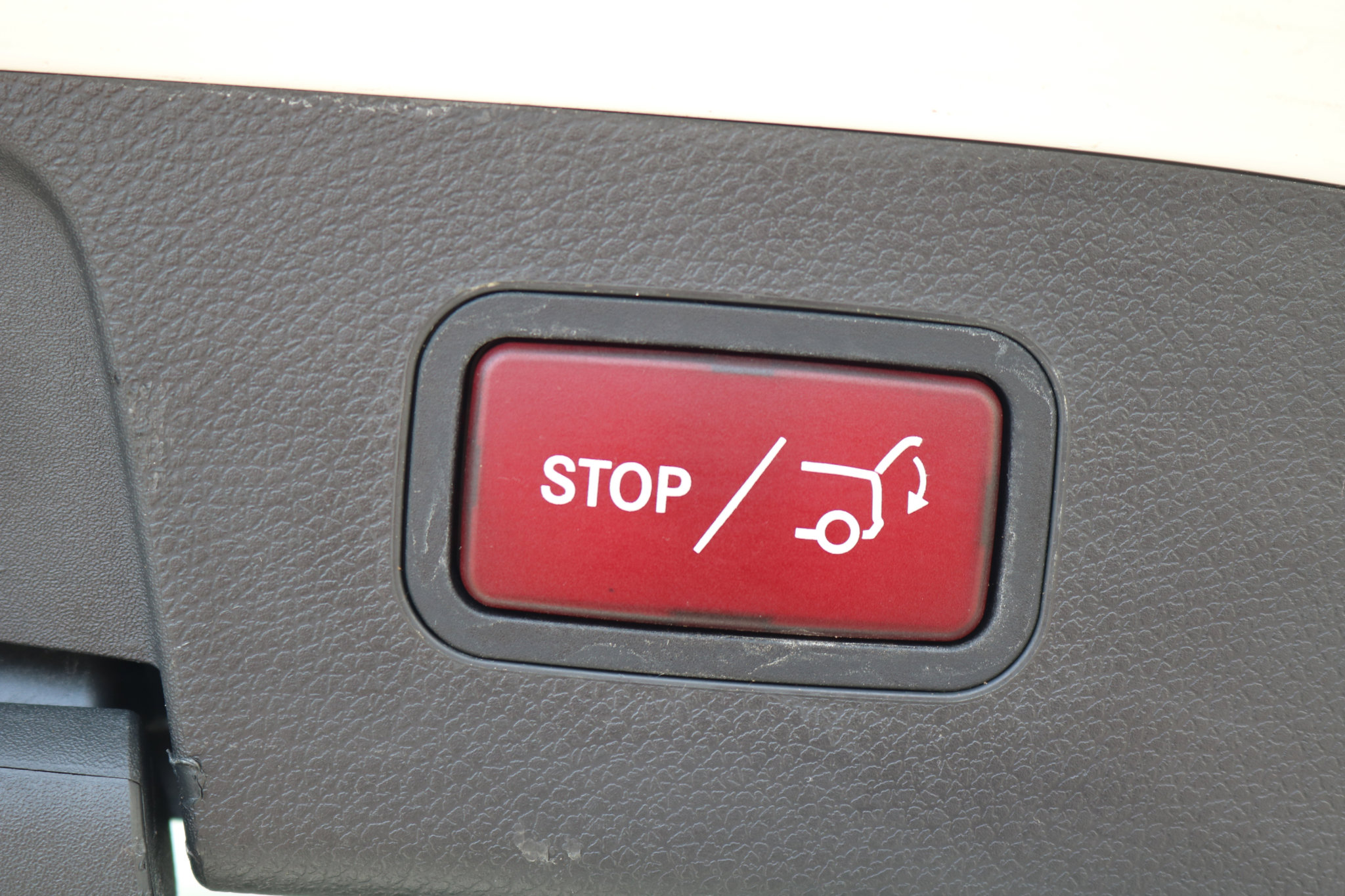 Used 2016 Mercedes-Benz GLA 250 image 42