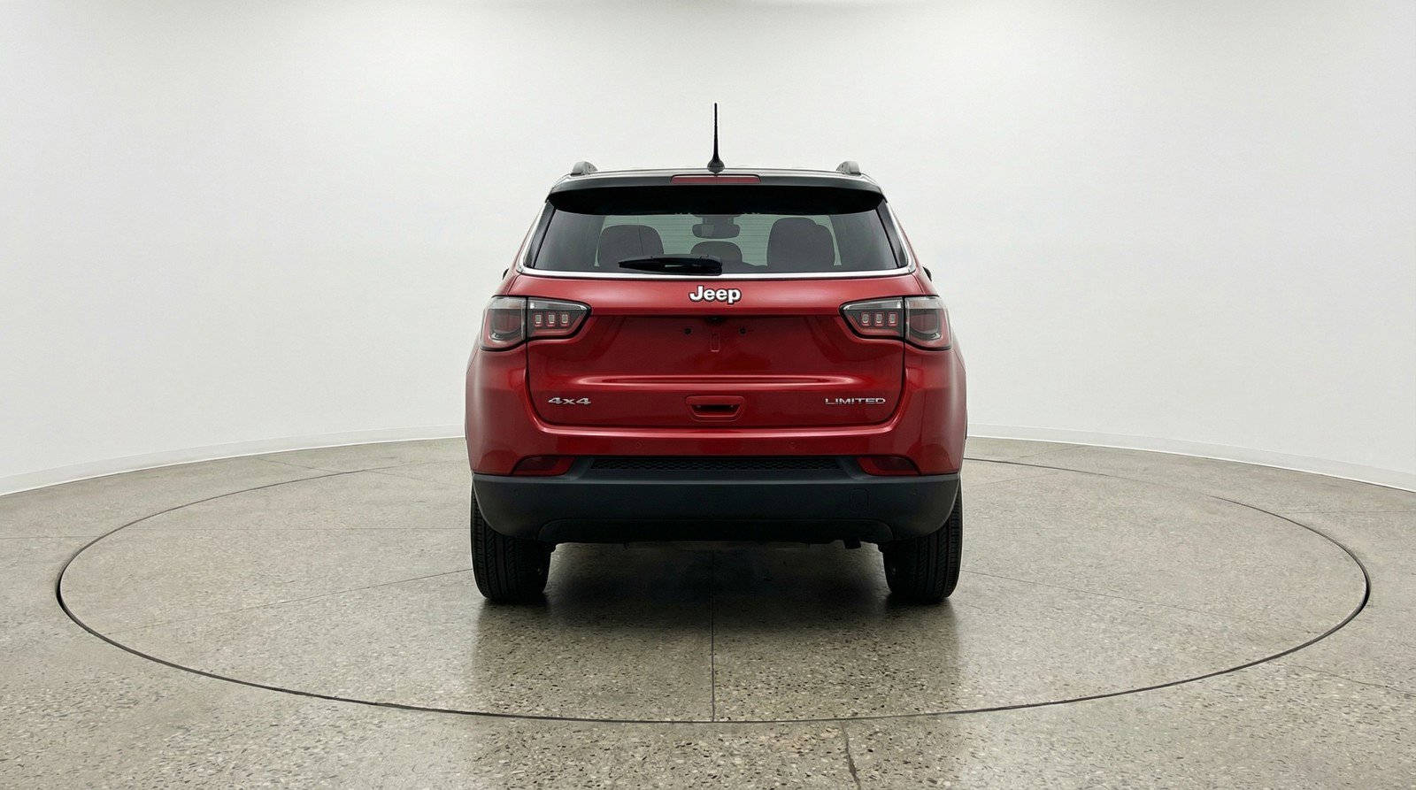 Used 2025 Jeep Compass Limited AWD/4WD image 7