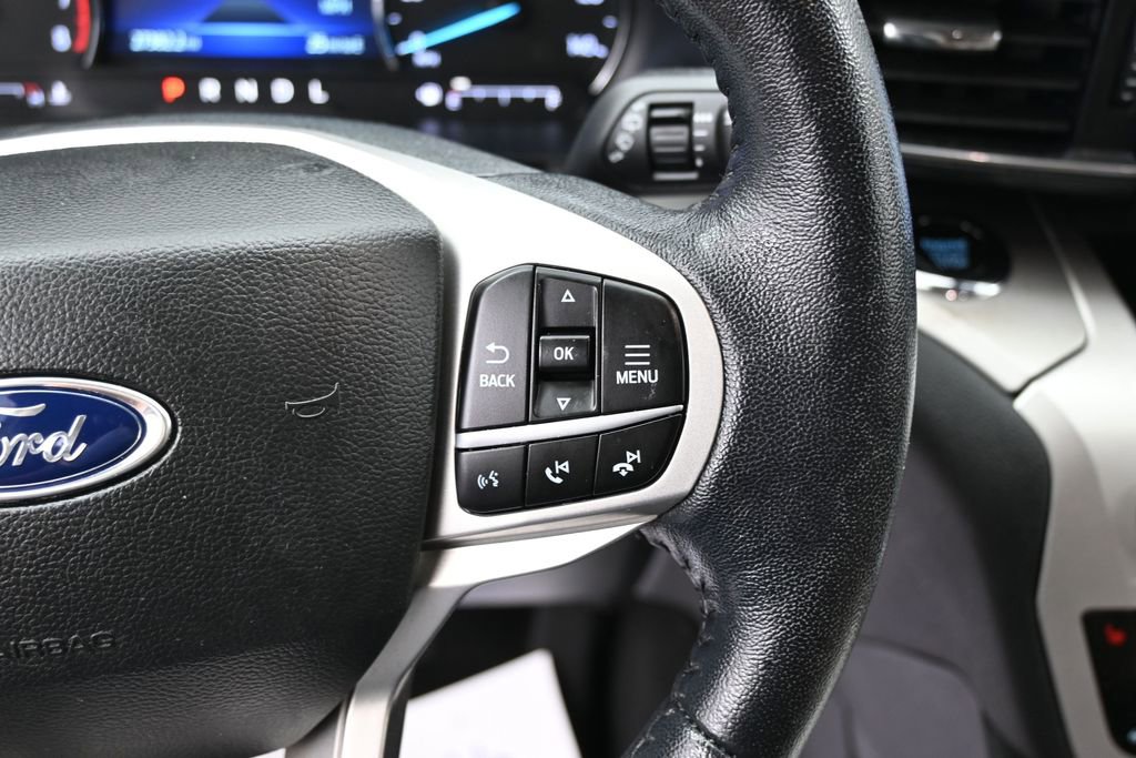 Used 2022 Ford Explorer XLT w/ Equipment Group 202A AWD/4WD image 20