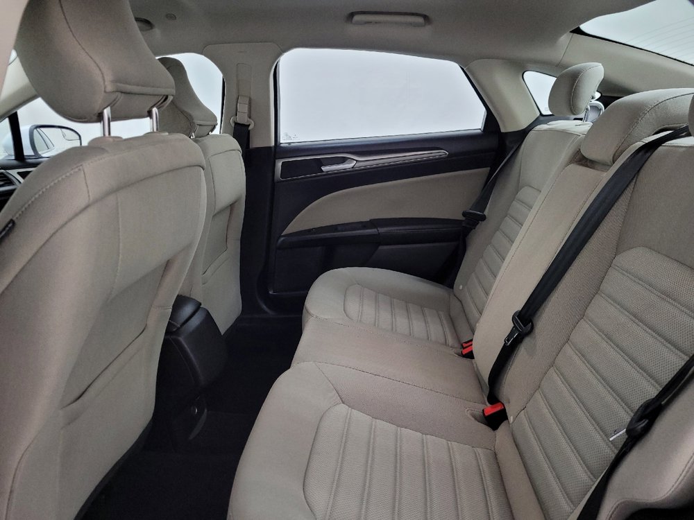 Used 2018 Ford Fusion S image 18