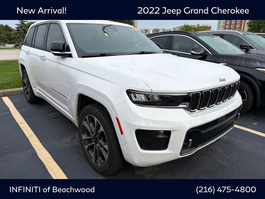 Used 2022 Jeep Grand Cherokee Overland w/ Luxury Tech Group IV AWD/4WD image 1