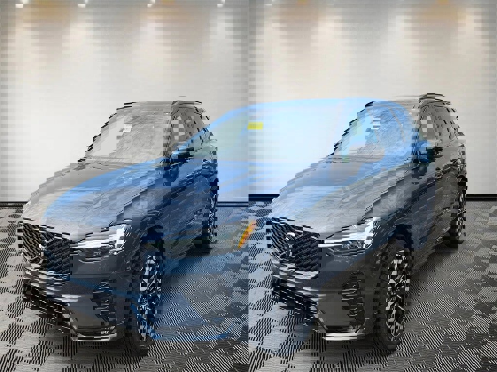 Certified 2026 Volvo XC60 B5 Plus w/ Protection Package Premier AWD/4WD image 7