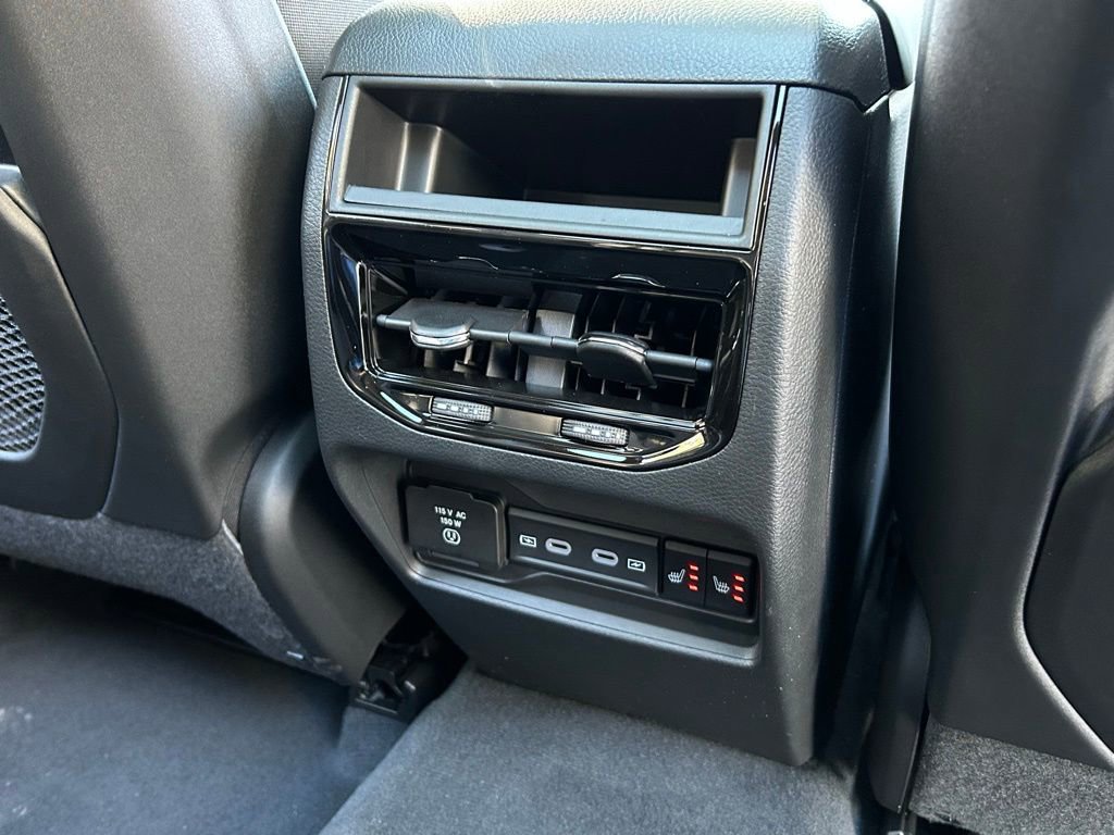 New 2026 Jeep Grand Cherokee Limited AWD/4WD image 40