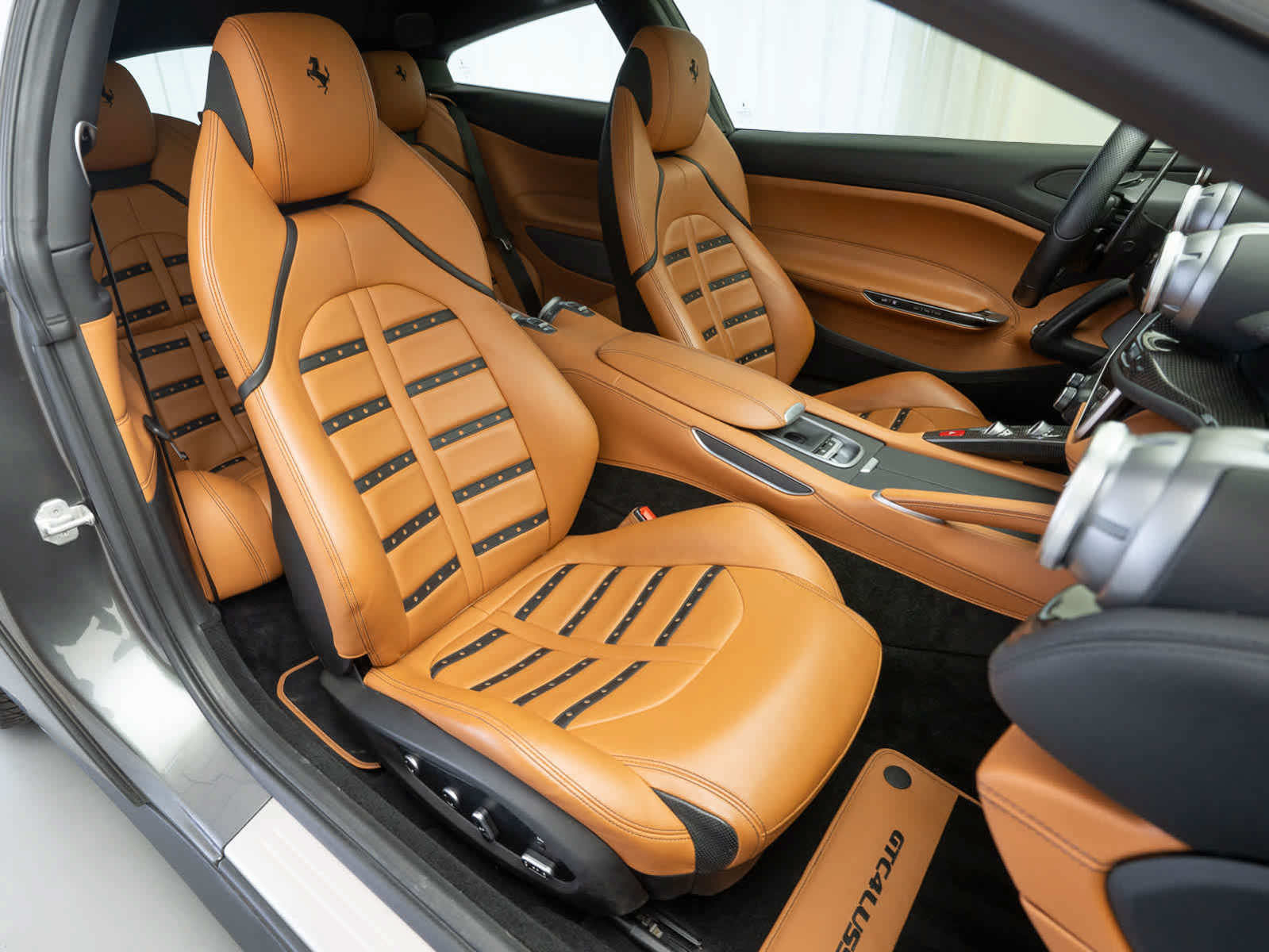 Certified 2018 Ferrari GTC4Lusso AWD/4WD image 14