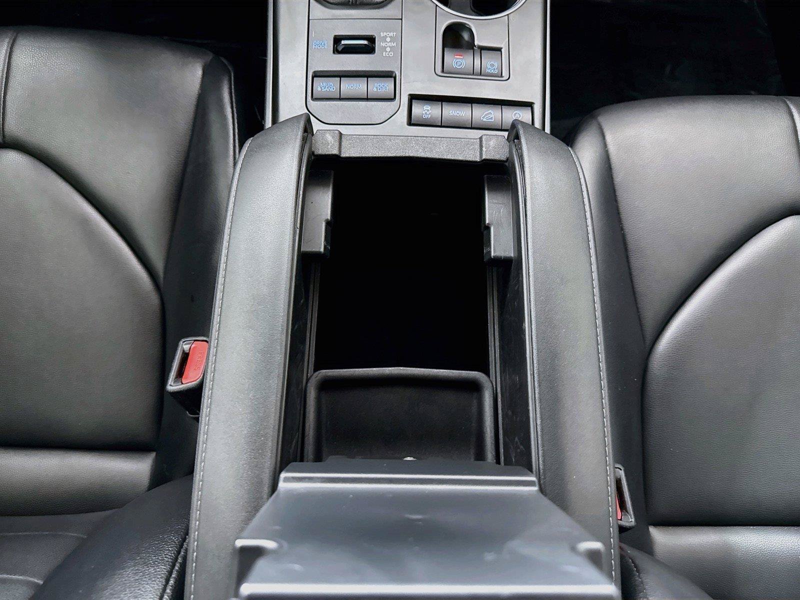Used 2021 Toyota Highlander XLE AWD/4WD image 33