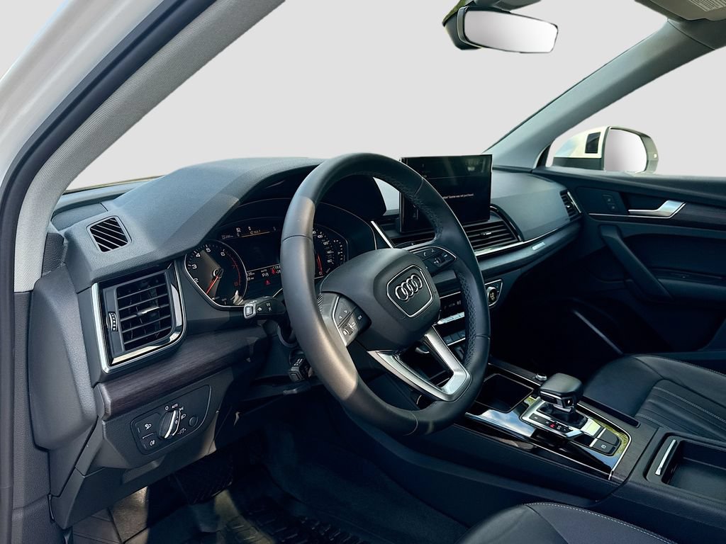 Used 2021 Audi Q5 2.0T Premium AWD/4WD image 24