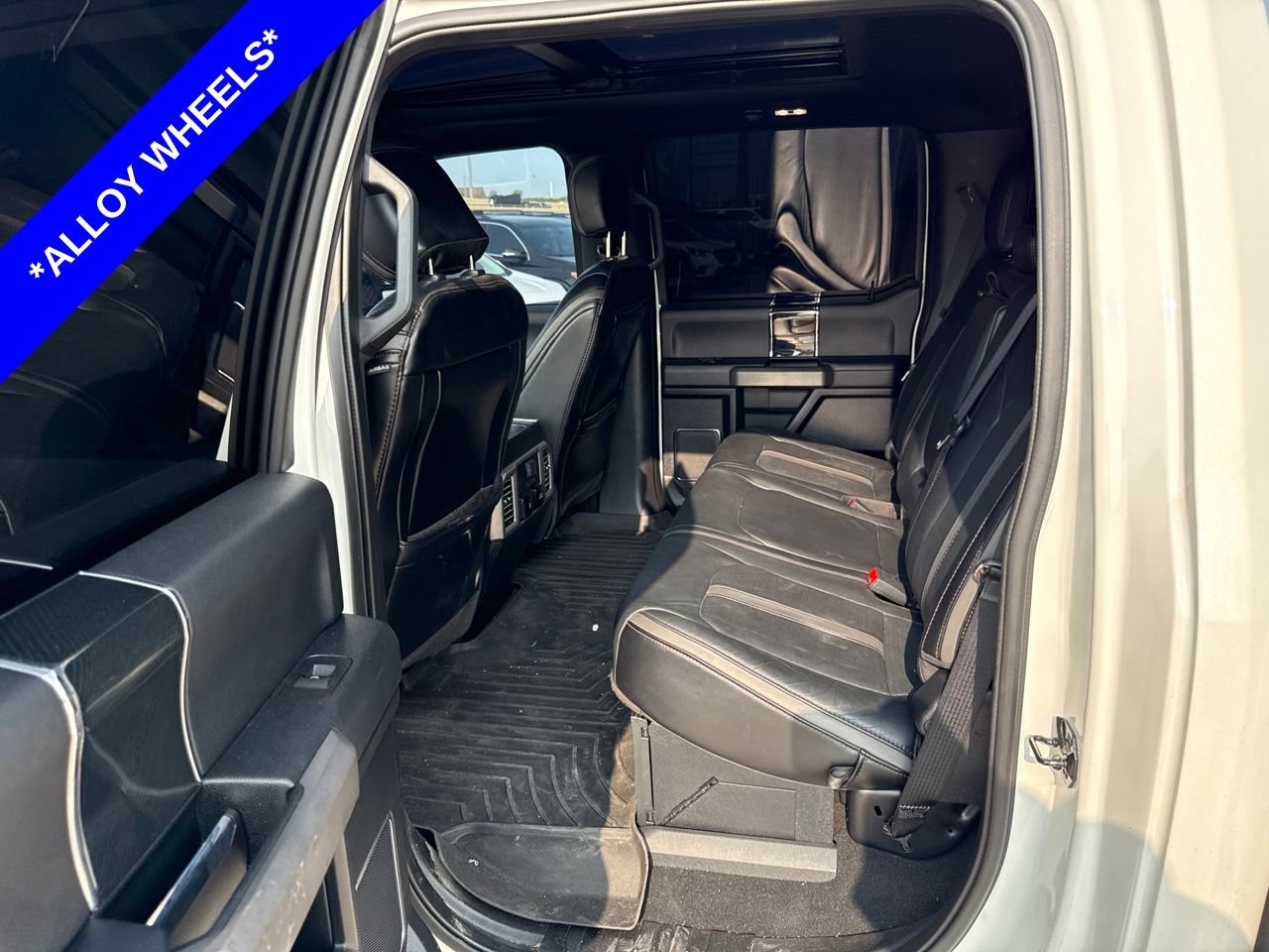 Used 2020 Ford F450 Platinum w/ FX4 Off-Road Package AWD/4WD image 6