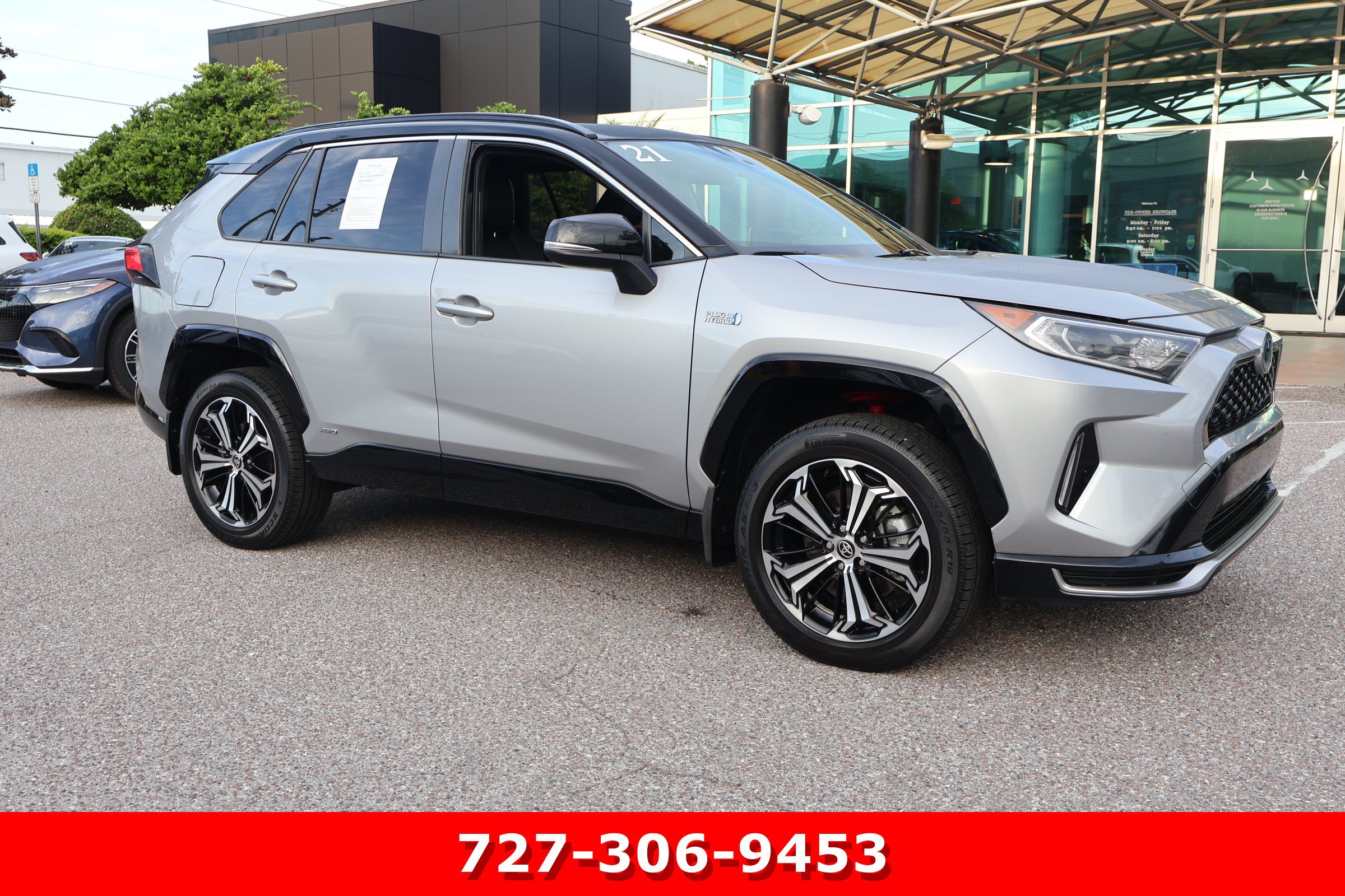 Used 2021 Toyota RAV4 XSE w/ Weather Package AWD/4WD image 13