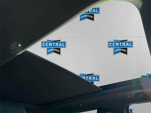 Certified 2023 Jeep Grand Cherokee Limited image 13