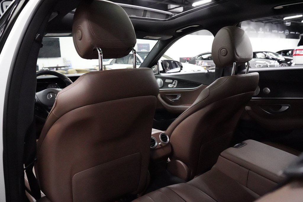 Used 2018 Mercedes-Benz E 300 w/ Premium 2 Package (Q02) image 23