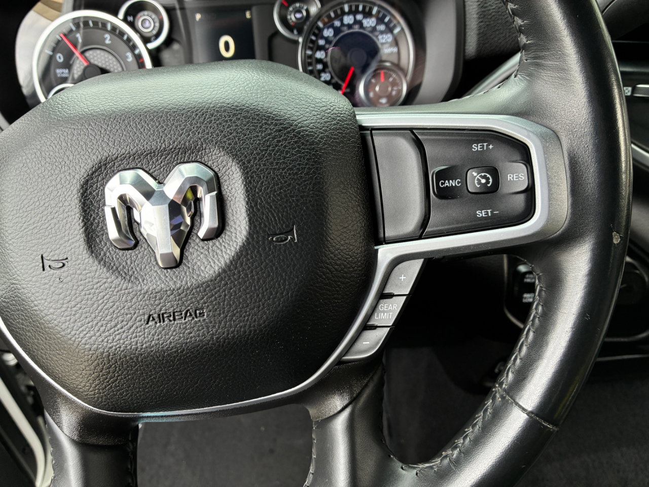 Used 2024 RAM 2500 Big Horn image 25