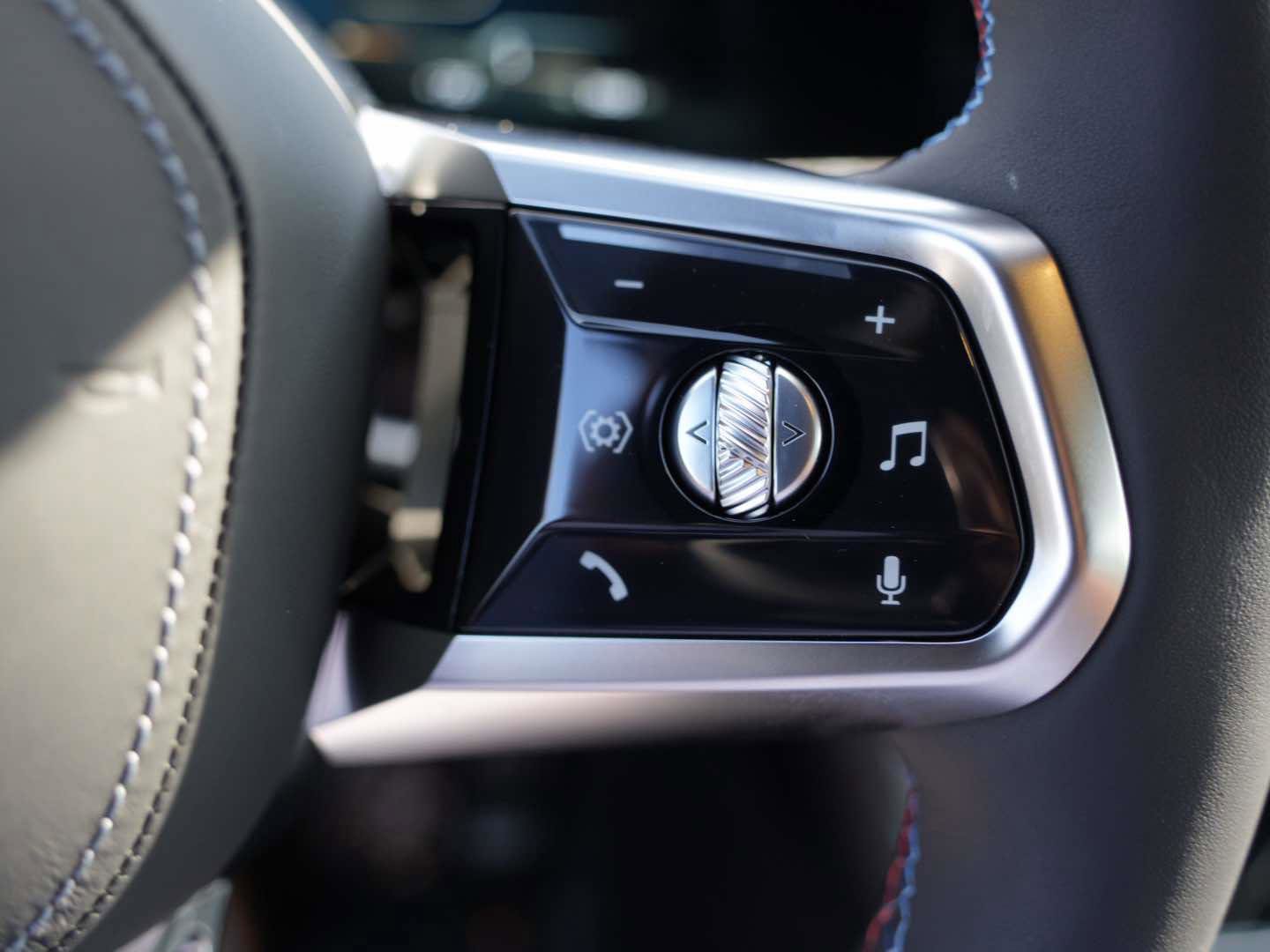 Used 2025 BMW i7 M70 image 13