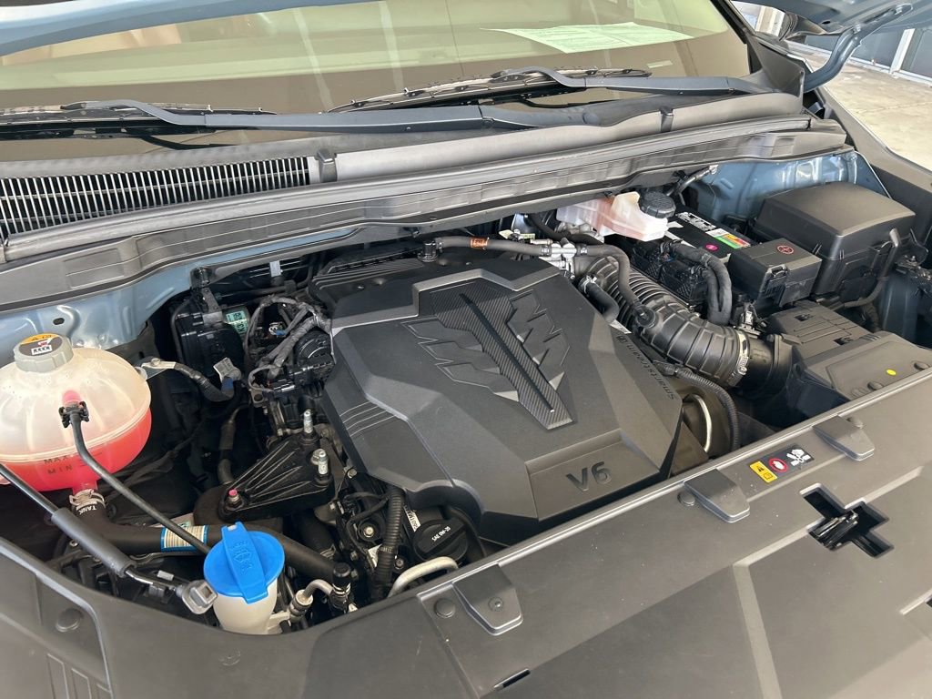 Used 2022 Kia Carnival SX Prestige image 12