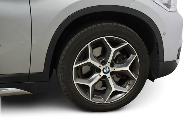 Used 2017 BMW X1 xDrive28i image 11