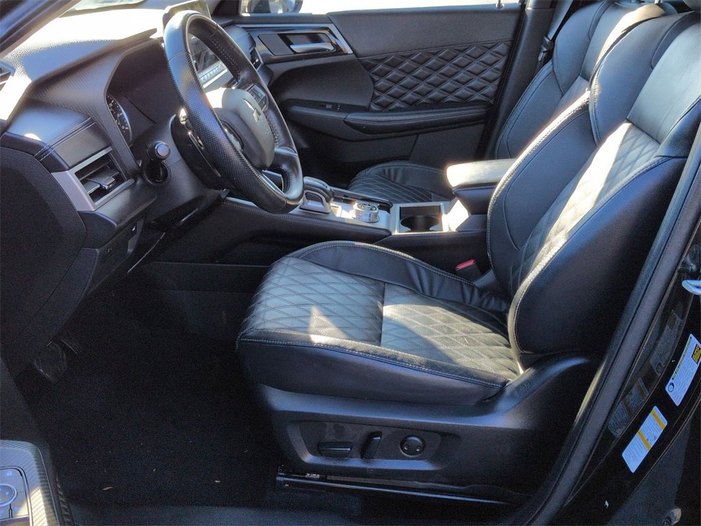 Used 2022 Mitsubishi Outlander SEL image 15