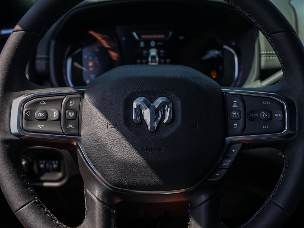 New 2026 RAM 3500 Laramie AWD/4WD image 24