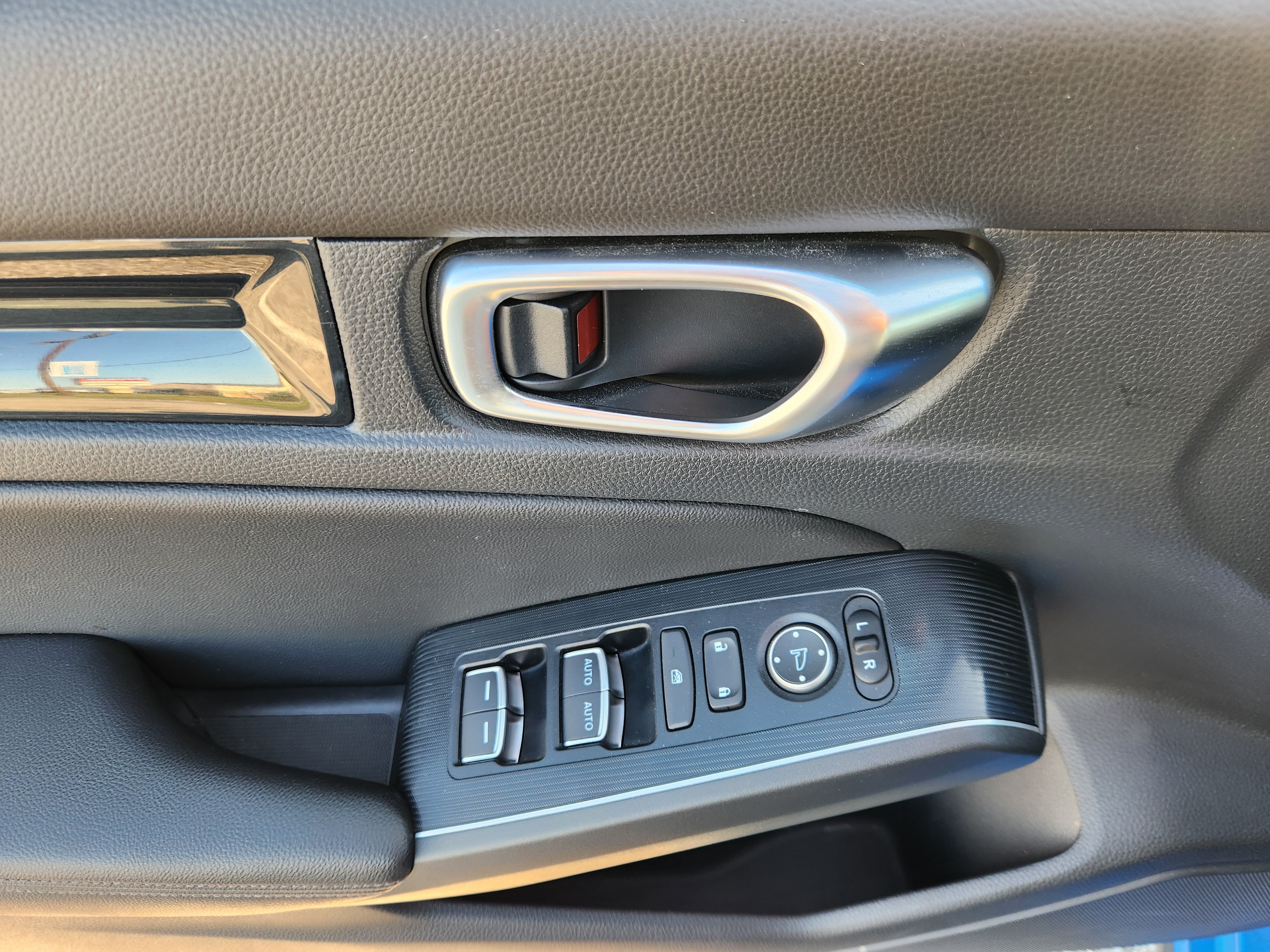 Certified 2024 Honda Civic Sport Touring image 18