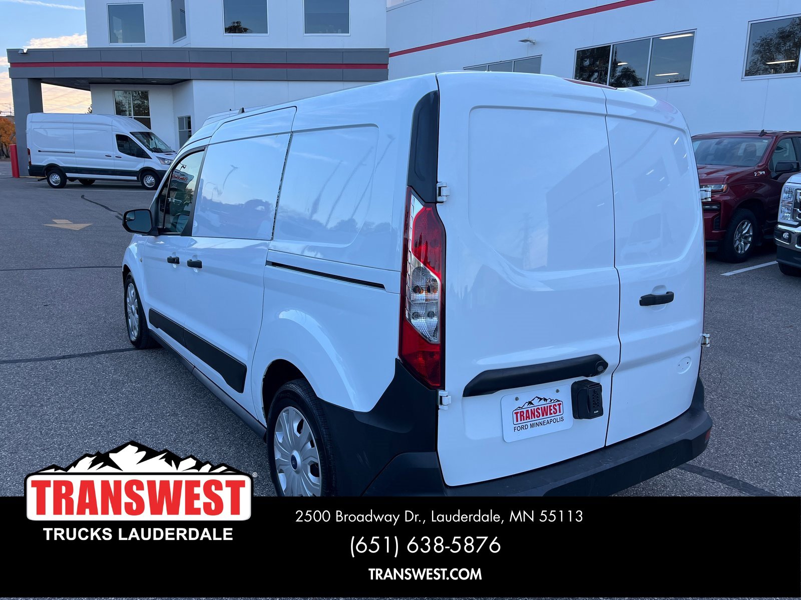 Used 2020 Ford Transit Connect XL image 3