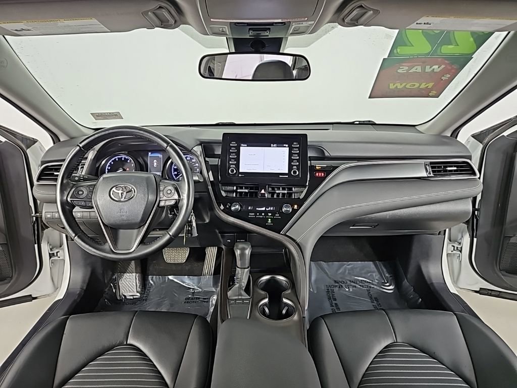 Used 2022 Toyota Camry SE image 24