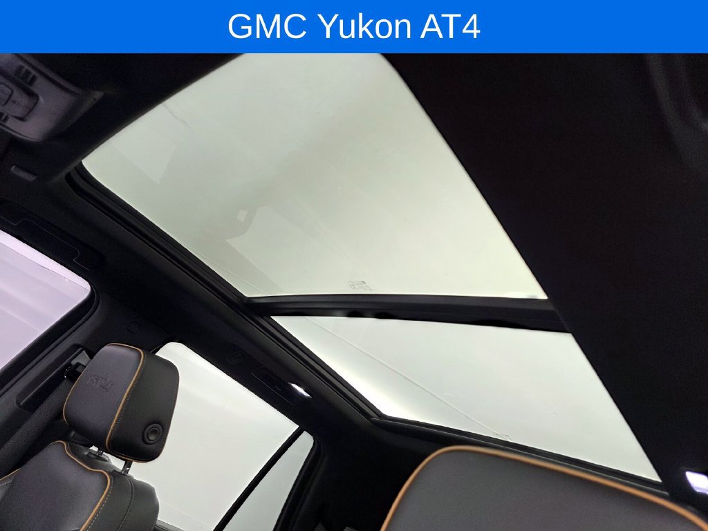 Used 2023 GMC Yukon AT4 w/ Technology Package AWD/4WD image 12