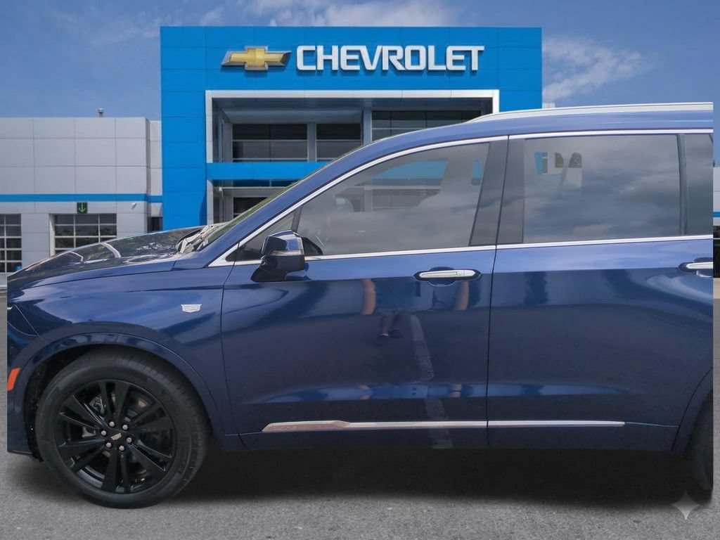 Used 2023 Cadillac XT6 Premium Luxury w/ Platinum Package AWD/4WD image 13