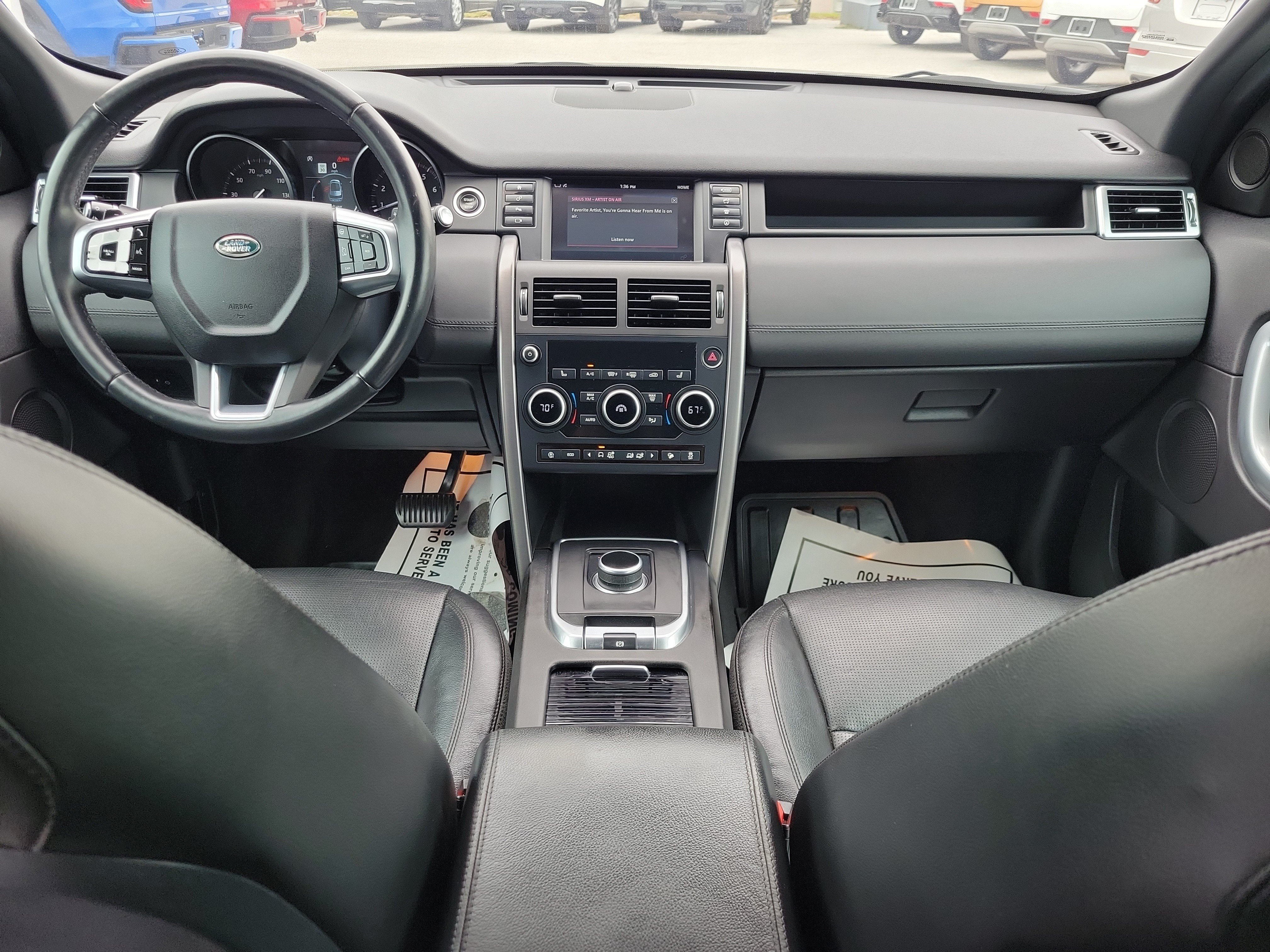Used 2019 Land Rover Discovery Sport HSE AWD/4WD image 12