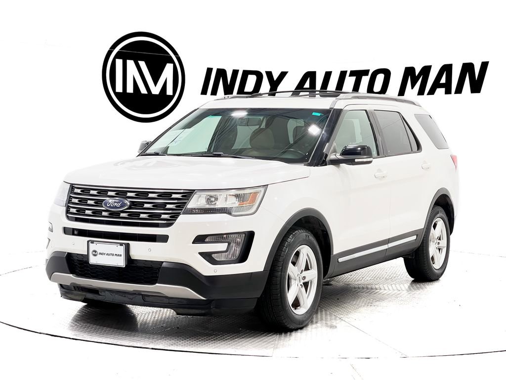 Used 2016 Ford Explorer XLT w/ Equipment Group 202A image 8