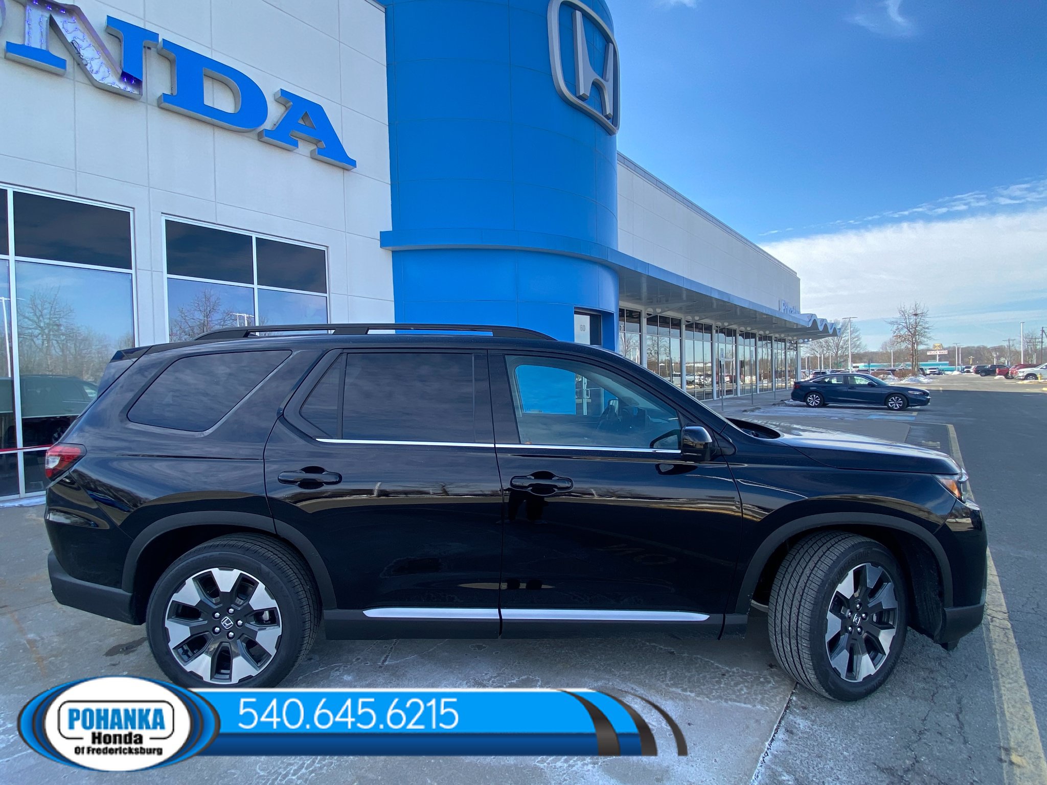 New 2026 Honda Pilot Touring image 2