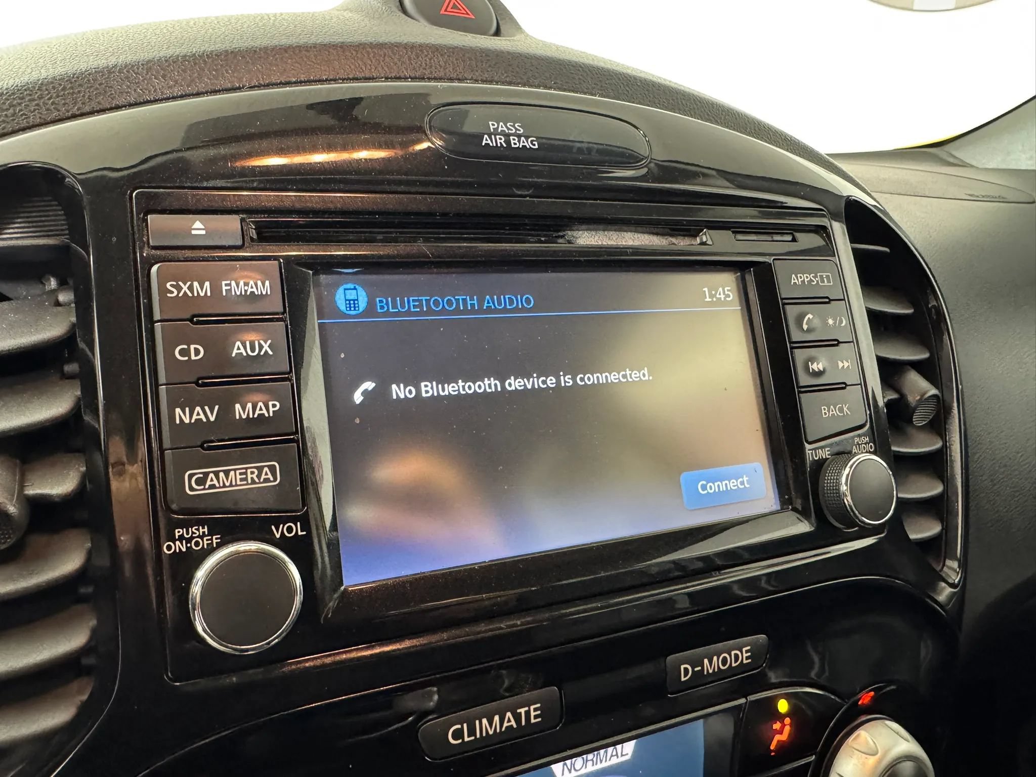 Used 2016 Nissan Juke SL FWD image 20