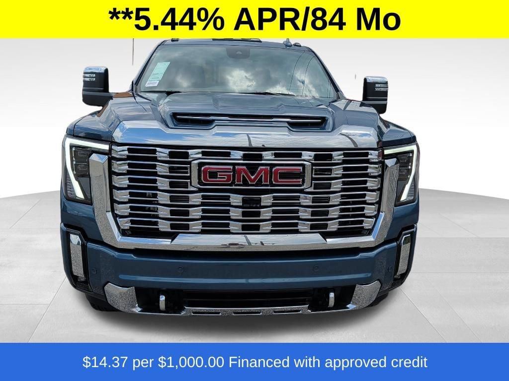 New 2026 GMC Sierra 3500 Denali w/ Denali Reserve Package AWD/4WD image 2