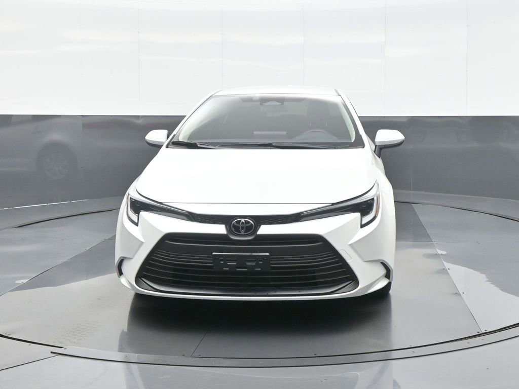 Certified 2026 Toyota Corolla LE FWD image 3