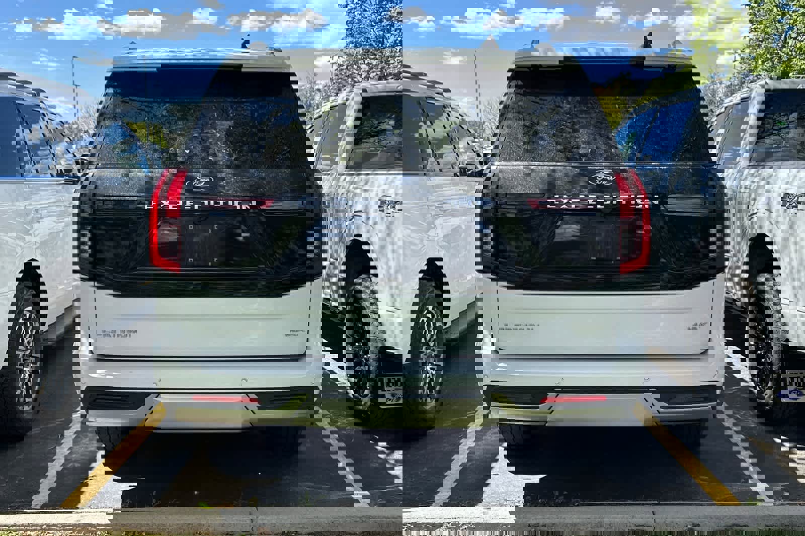 Used 2025 Ford Expedition Max Platinum AWD/4WD image 5